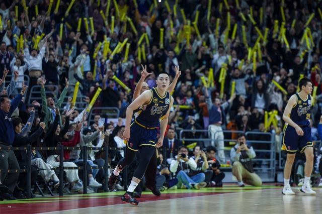 皇冠信用网-力挺胡明轩获得最佳回报 信任是杜锋的季后赛密码